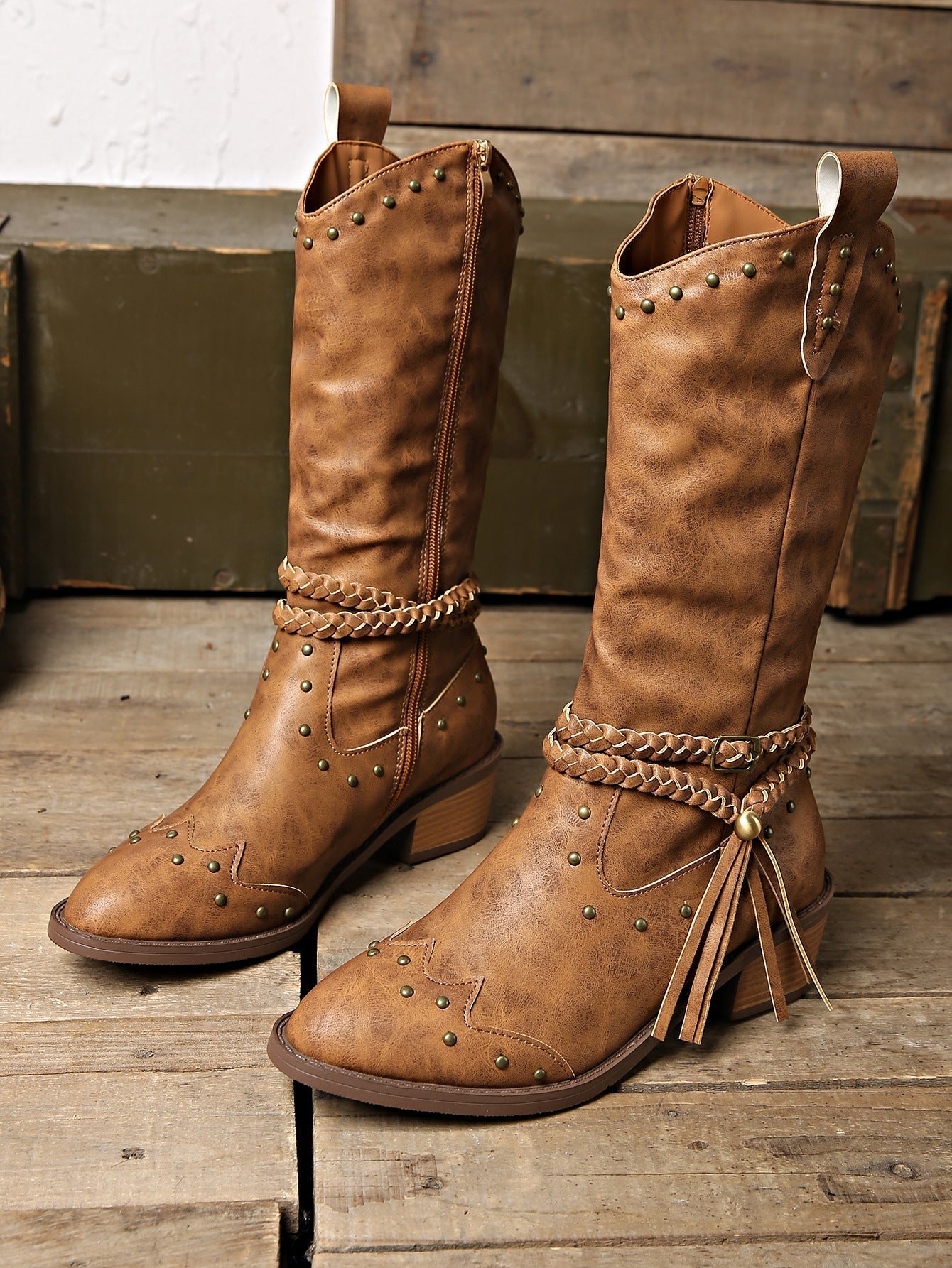 Paty | Lightweight, supportive orthopedic boots.