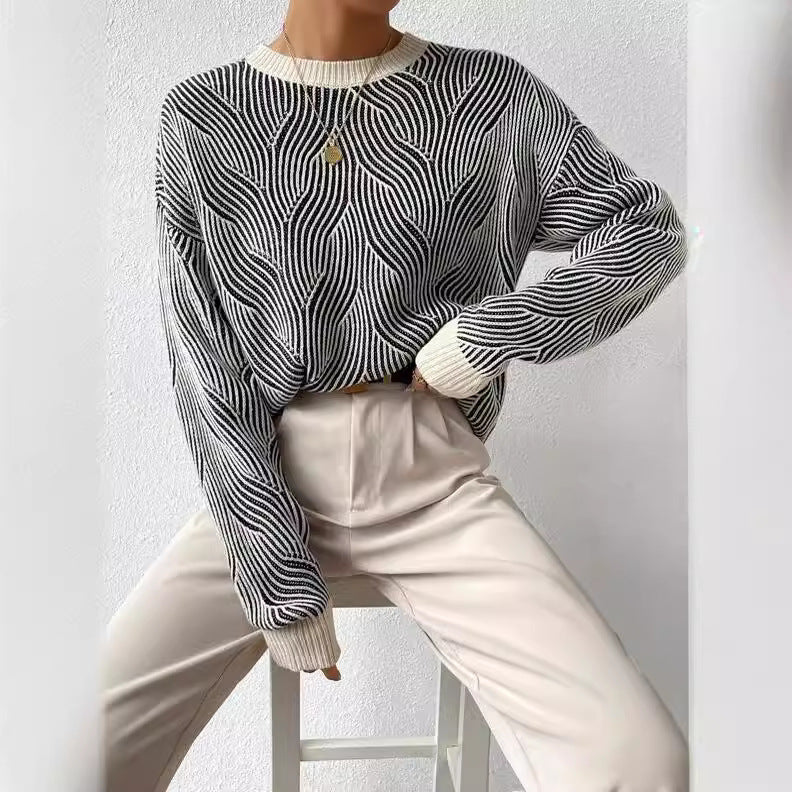 Karen | Monochrome waves knit sweater