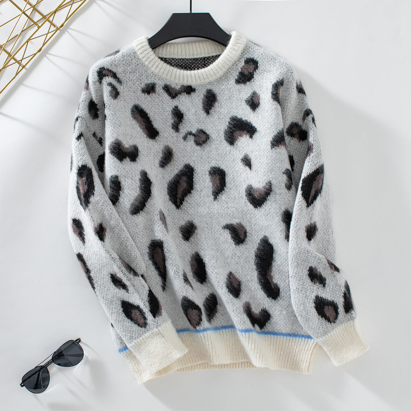 Maria Elena | Casual and relaxed winter sweater