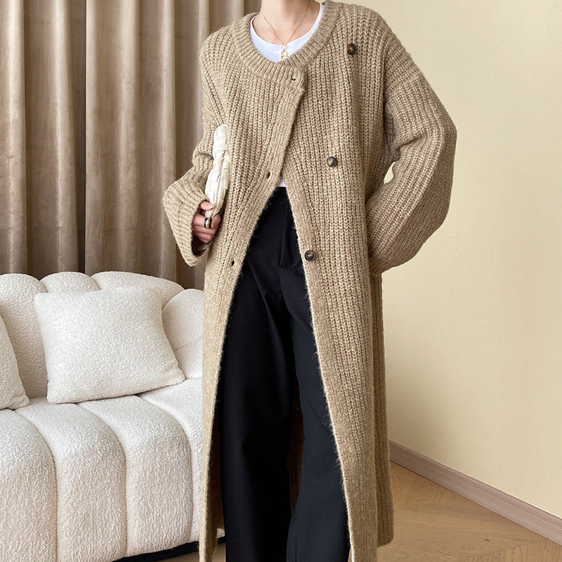 Valeria | Fashionable and effortless winter garment