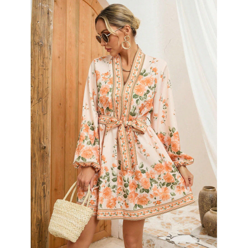 Waleska® | Ladies' Floral Apron With Romantic Design And Tailored Cut