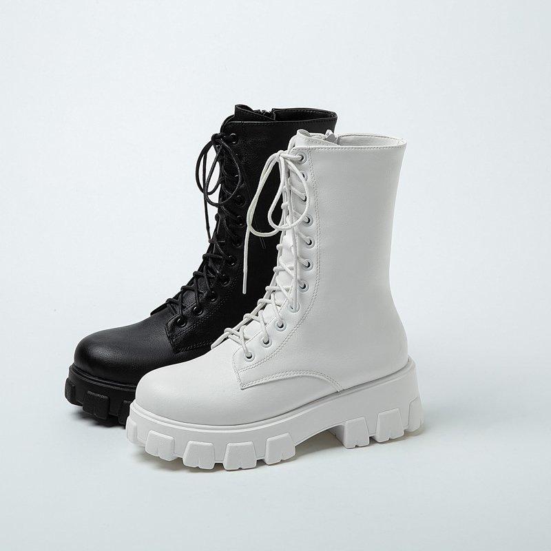 Mariola | Trendy and supportive orthopedic boots