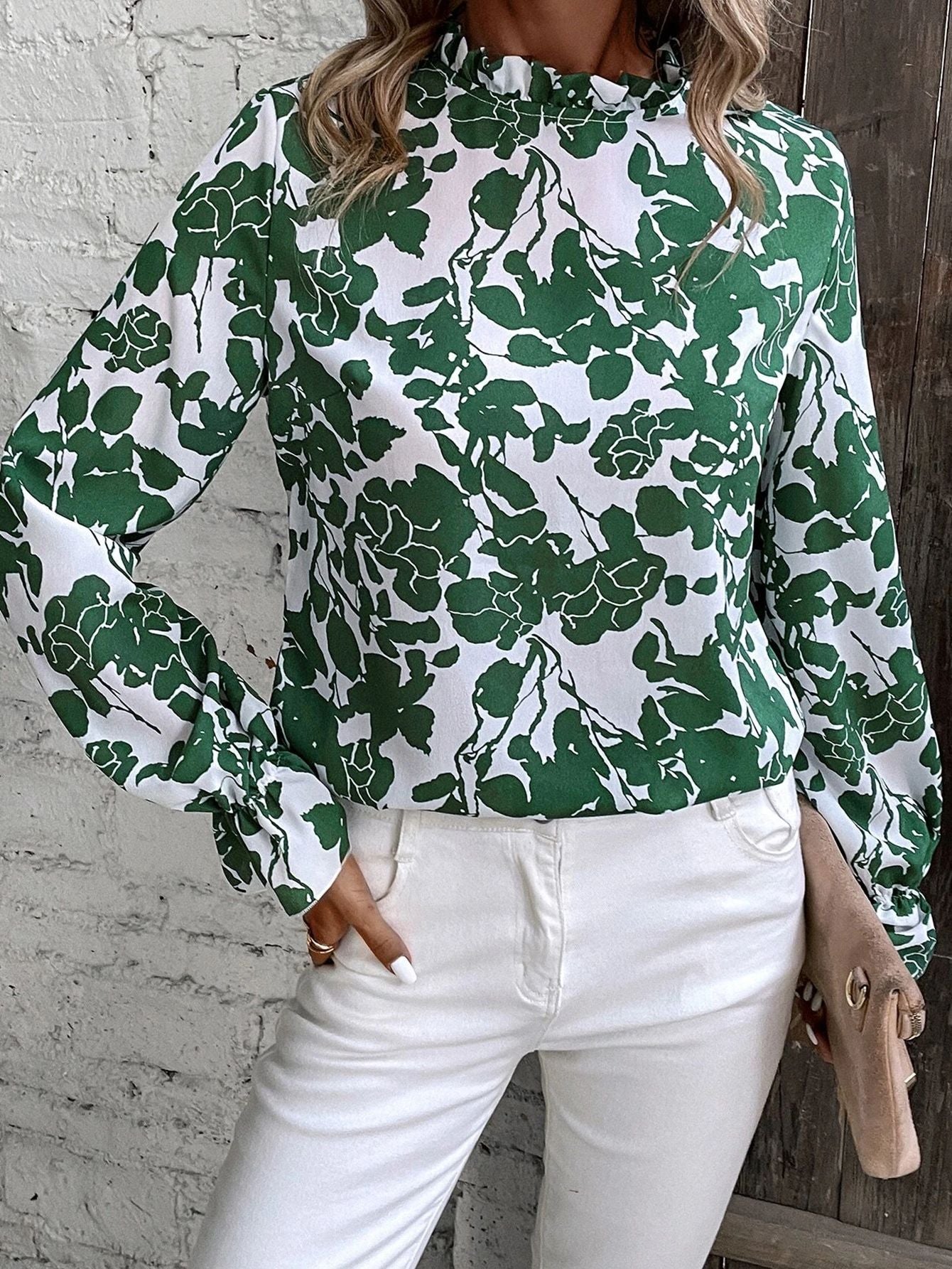 Esperanza® | Women'S Blouse With Floral Design And Ruffle Details