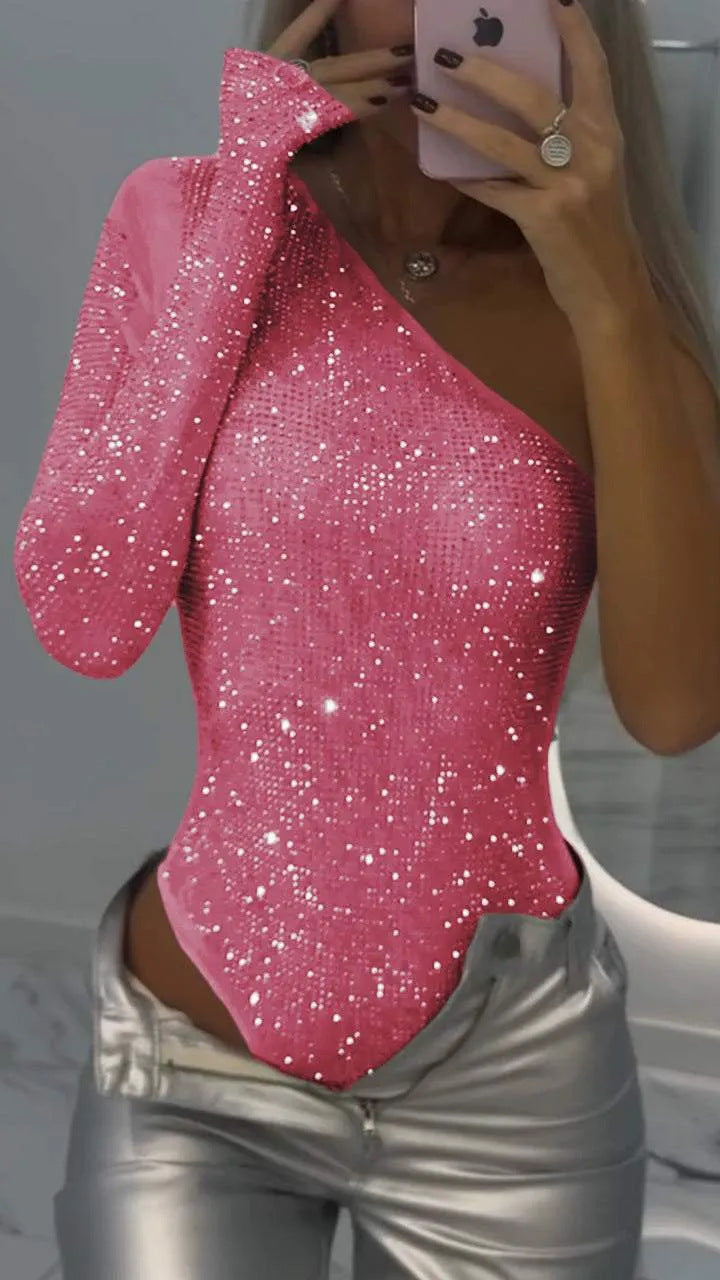 Dominique® | Top with an épaule and sequins with rhinestones