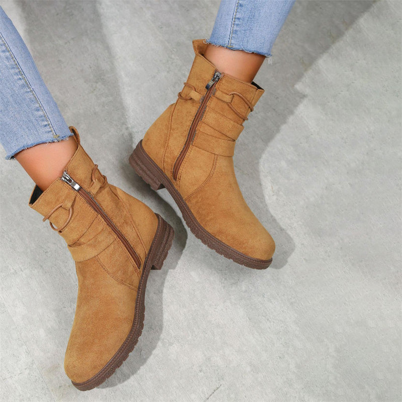 Zaira | Durable and supportive orthopedic boots