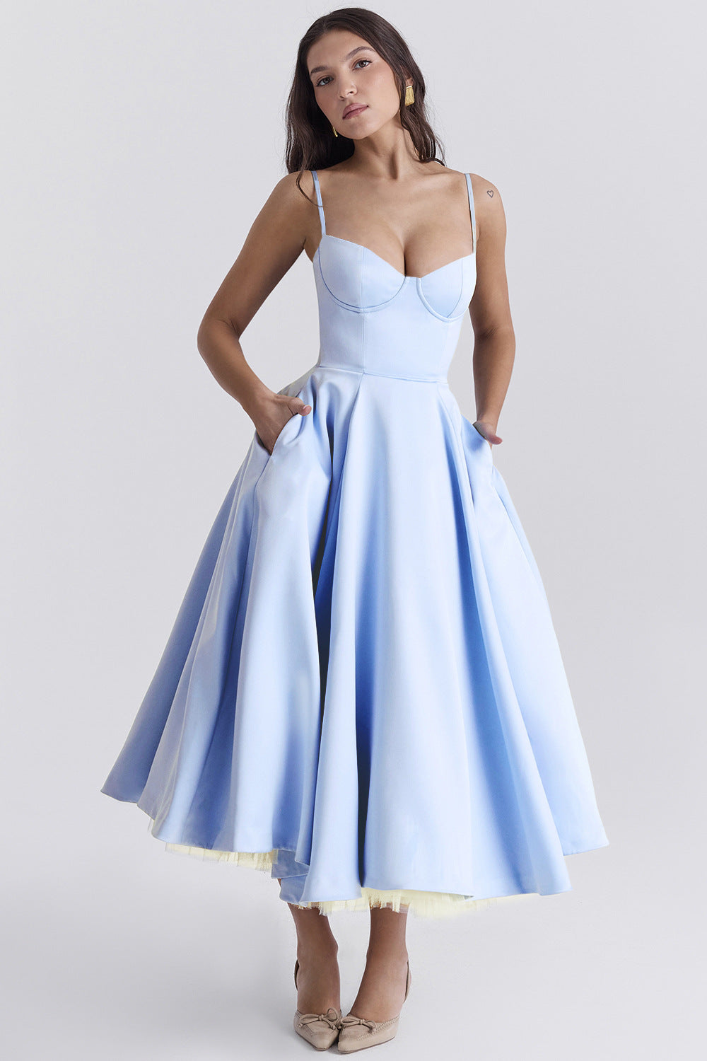 Alexia® | Elegant Silhouette Dress