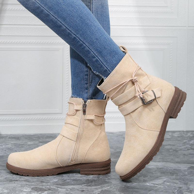 Zaira | Durable and supportive orthopedic boots