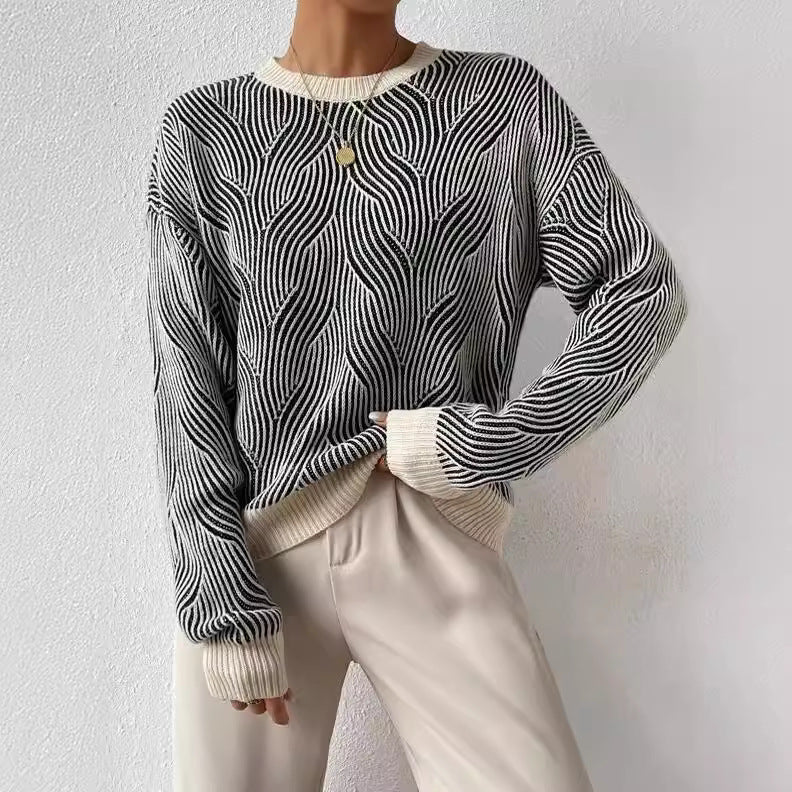 Karen | Monochrome waves knit sweater