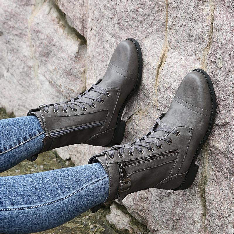 Maria Fernanda | Supportive orthopedic boots