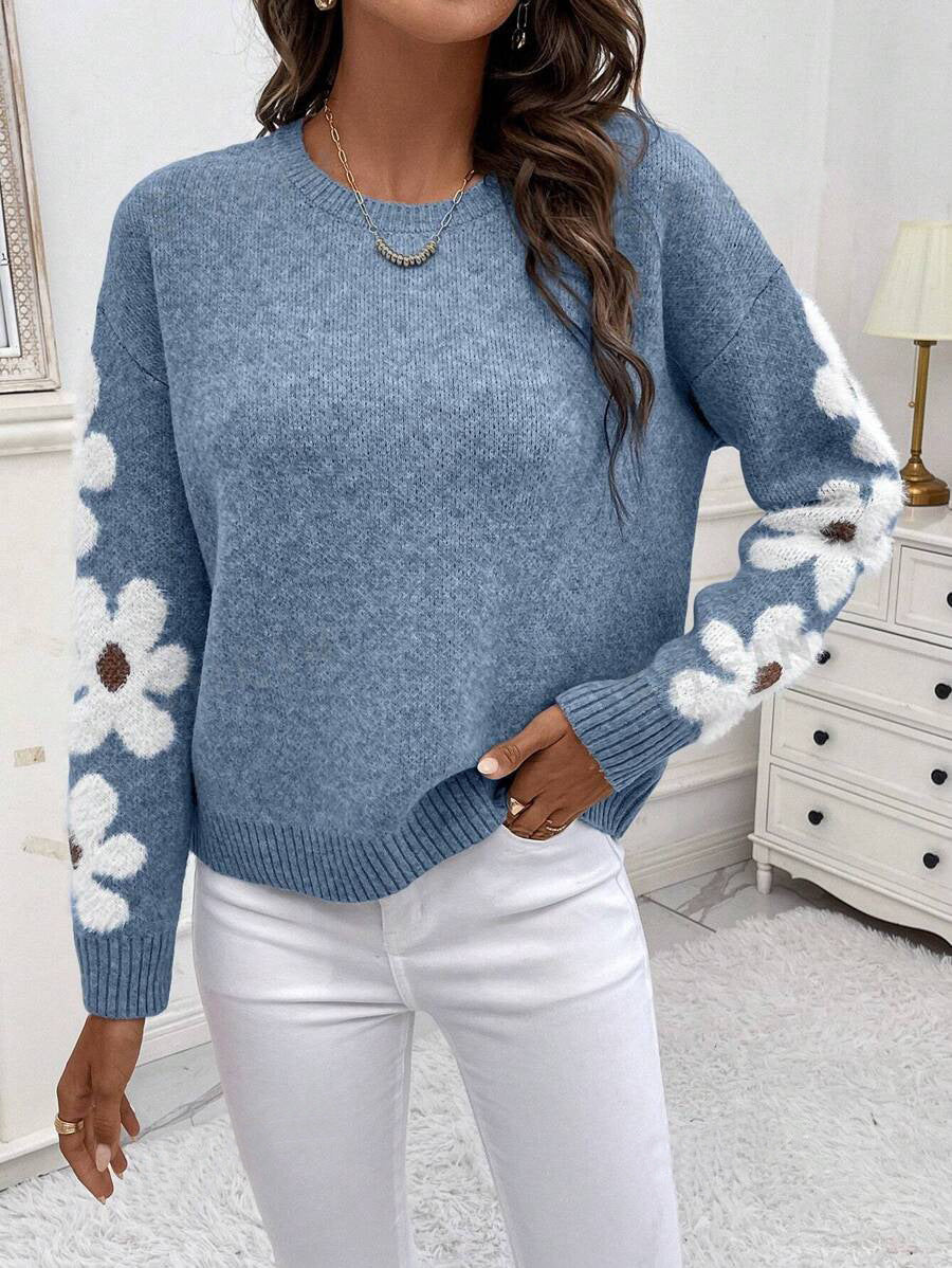Violeta | Knitted sweater with a floral pattern