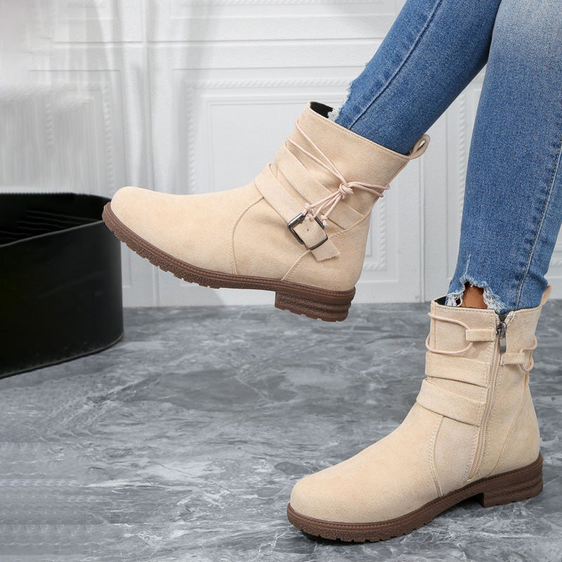 Zaira | Durable and supportive orthopedic boots