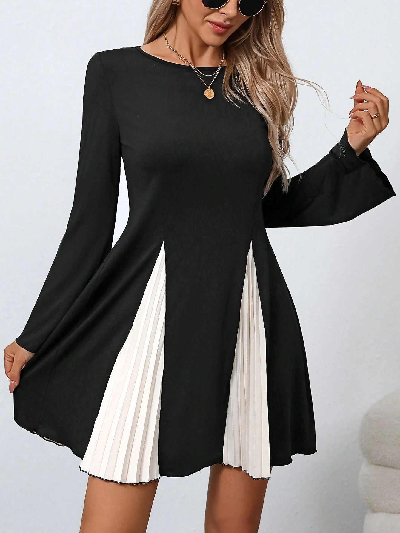 Úrsula® | Women'S Flared Dress With Pleated Elements