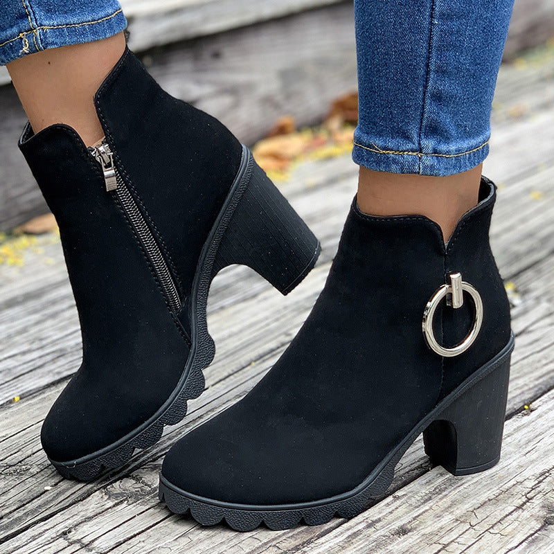 Karen | Supportive and modern orthopedic boots.