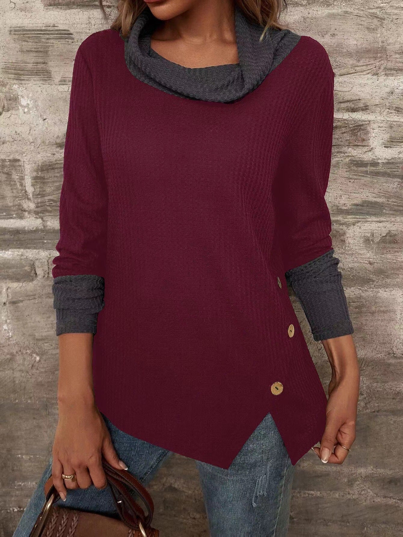 Claudia | Stylish and elegant winter garment