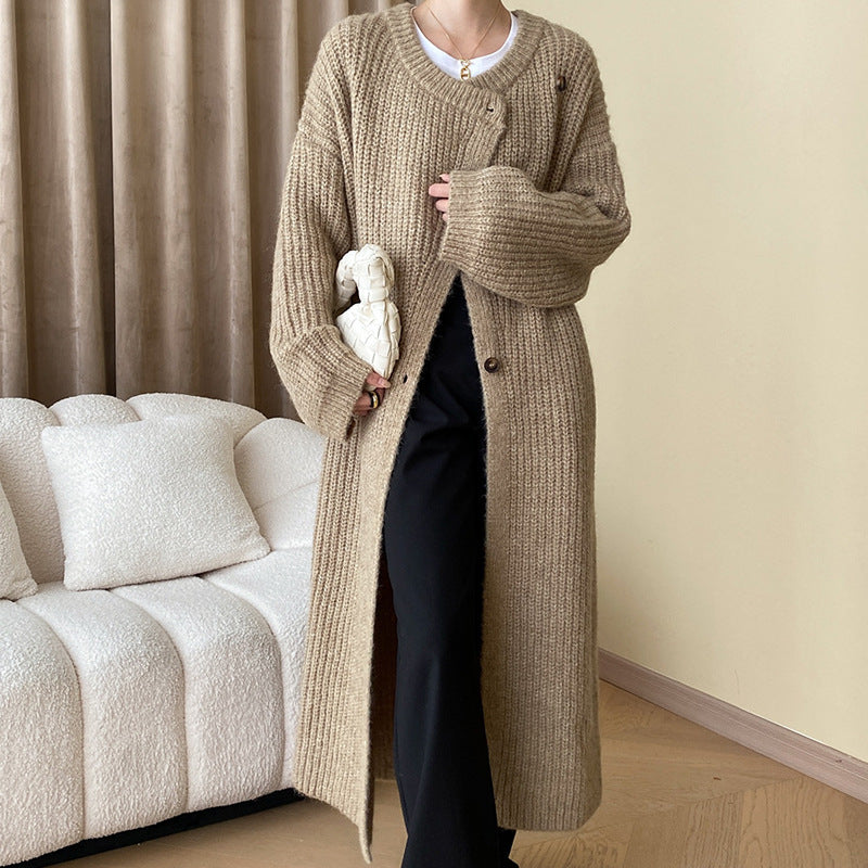 Antonella | Fashionable and effortless winter garment