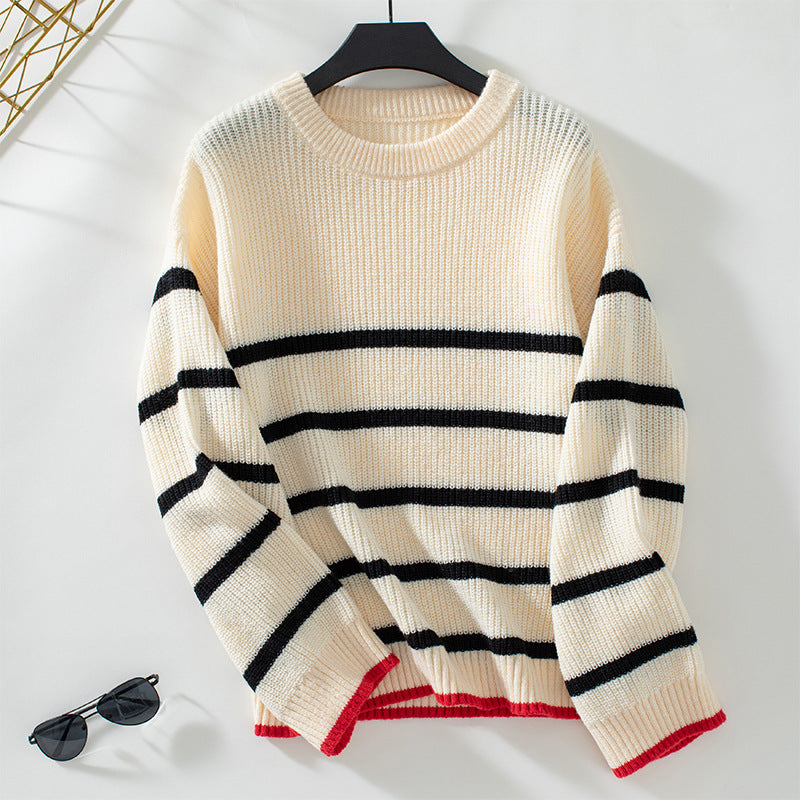 Delfina | Classic knitted sweater with a striped pattern