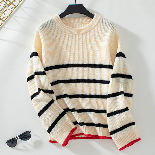 Delfina | Classic knitted sweater with a striped pattern
