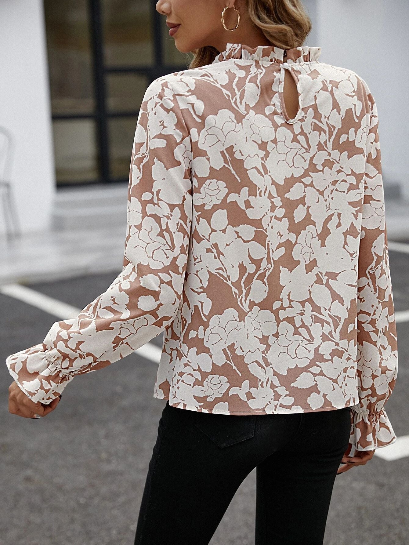 Esperanza® | Women'S Blouse With Floral Design And Ruffle Details