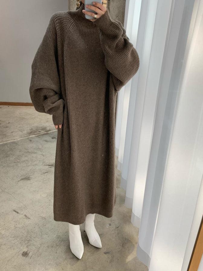Glenda | Casual dress with a high neckline