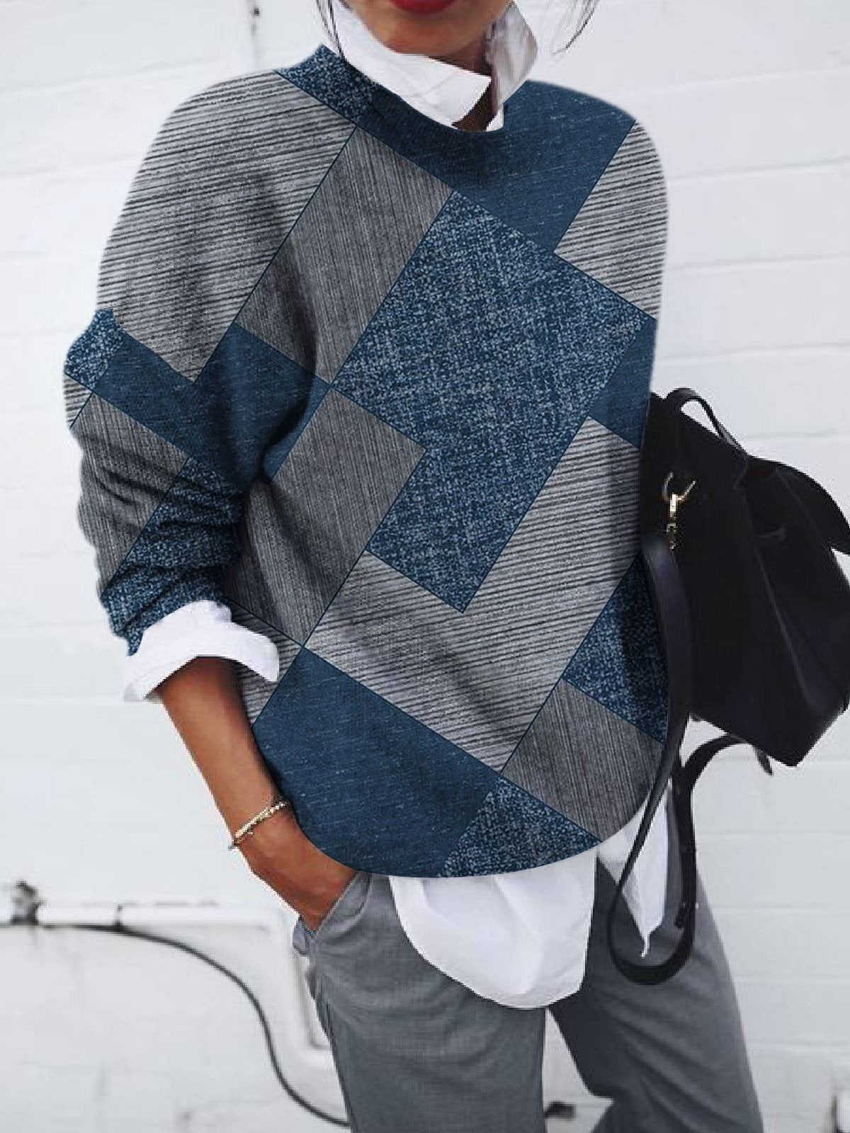 Yolante | Modern and comfortable sweater