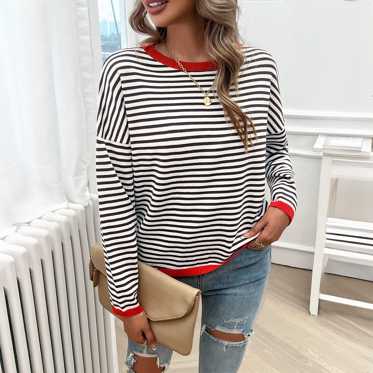 Norma | Classic striped sweater with a crew neck