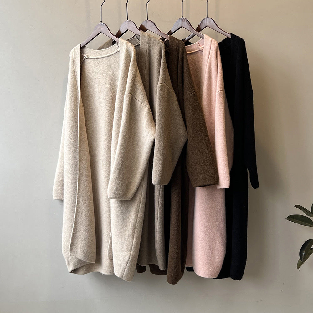 Viviana| Fashionable and minimalist winter cardigan