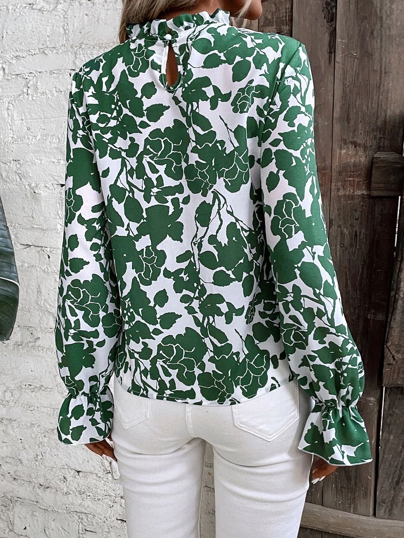 Esperanza® | Women'S Blouse With Floral Design And Ruffle Details