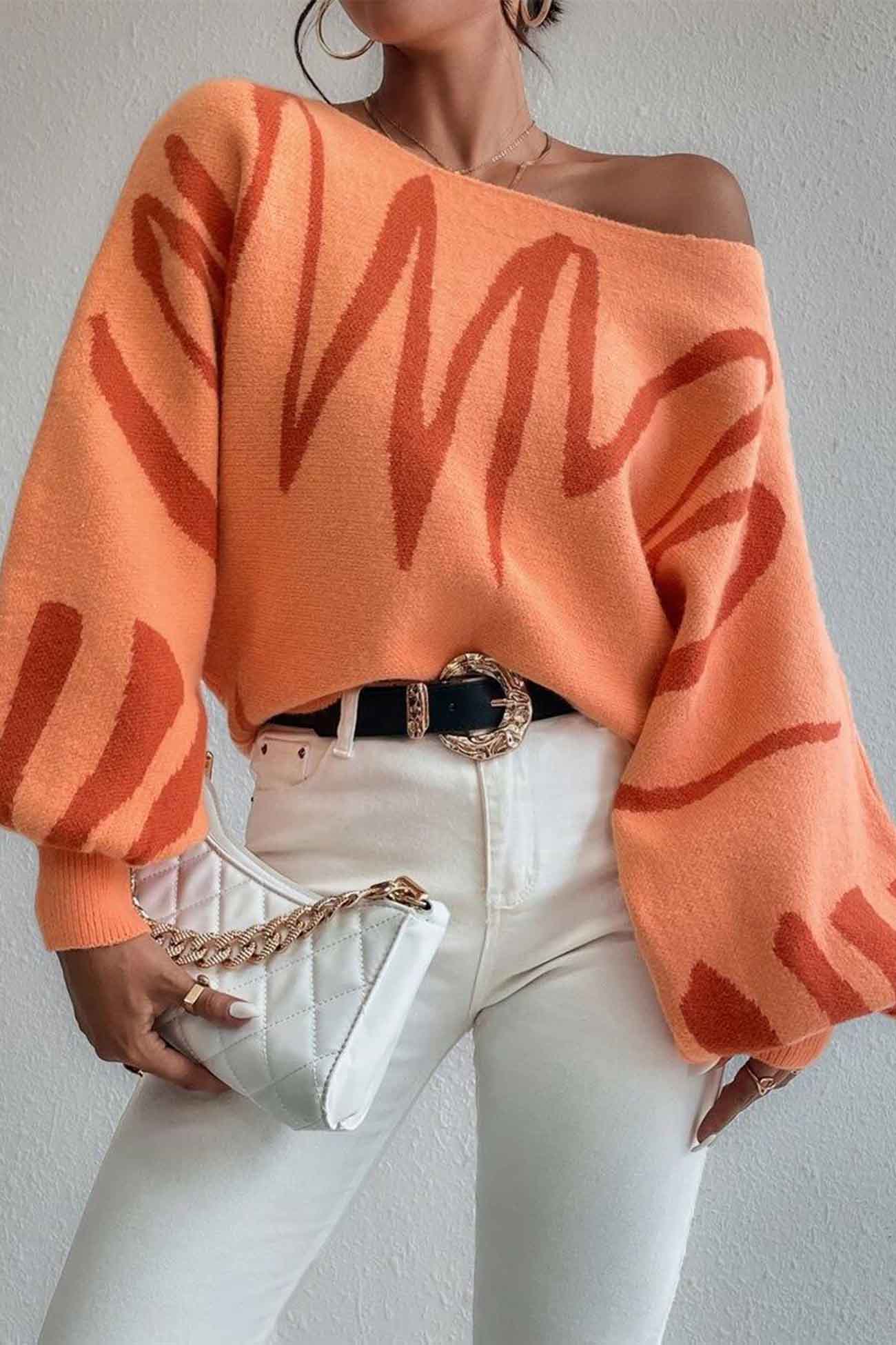 Anika | Knitted sweater with geometric lantern sleeves