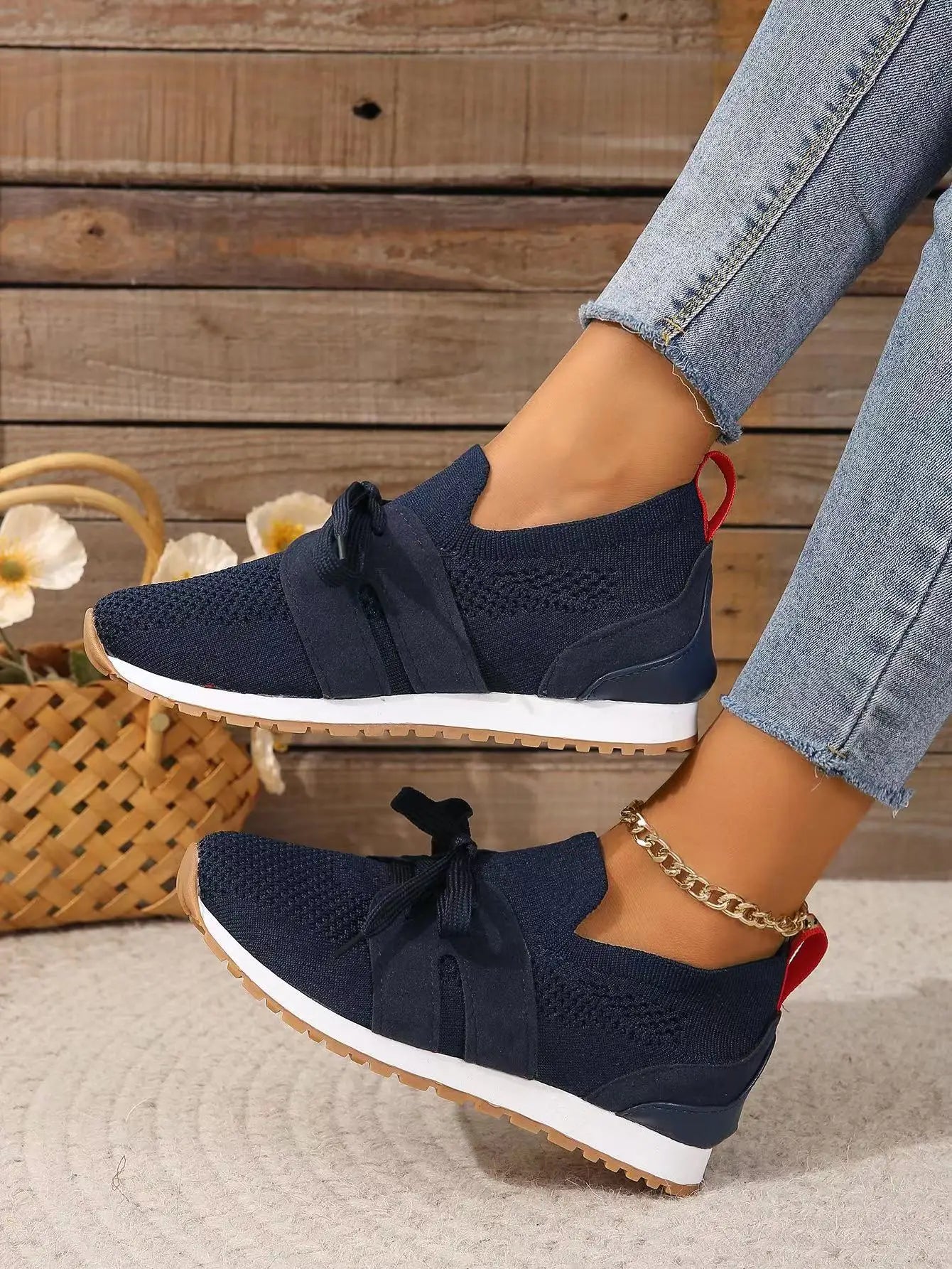 Clara® | Orthopedic women's walking shoes
