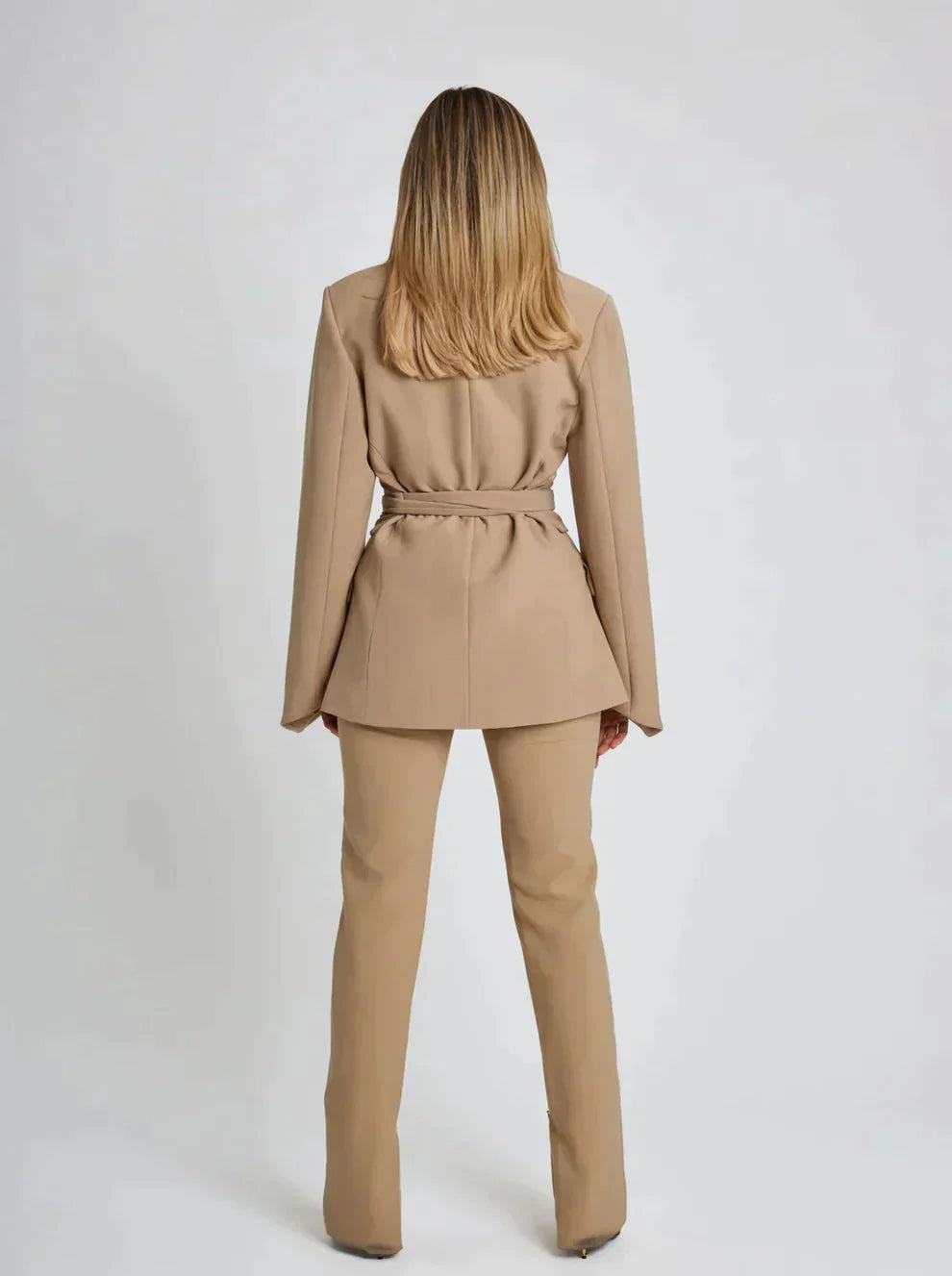 Noelia | Blazer with additional belts