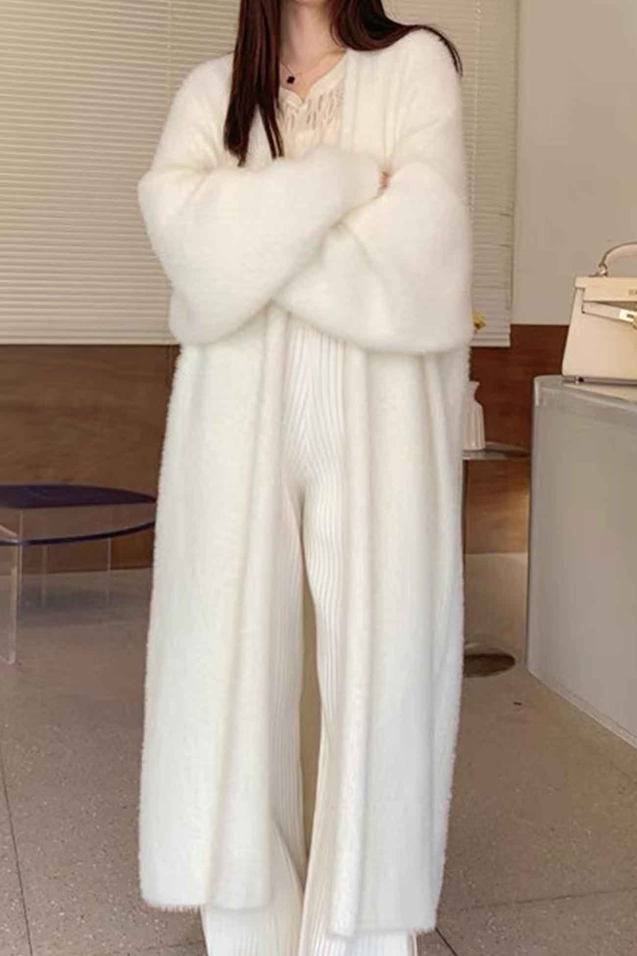 Estela | Plain, fluffy long cardigan