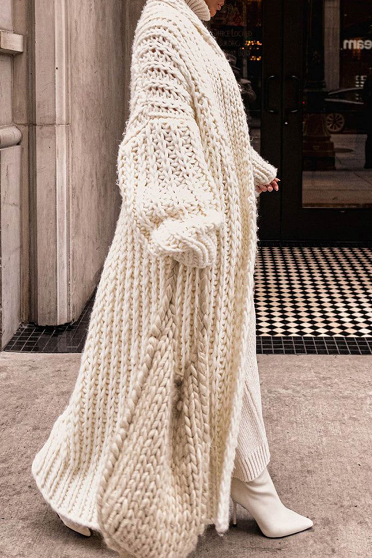 Lara | Openwork chunky knit cardigan
