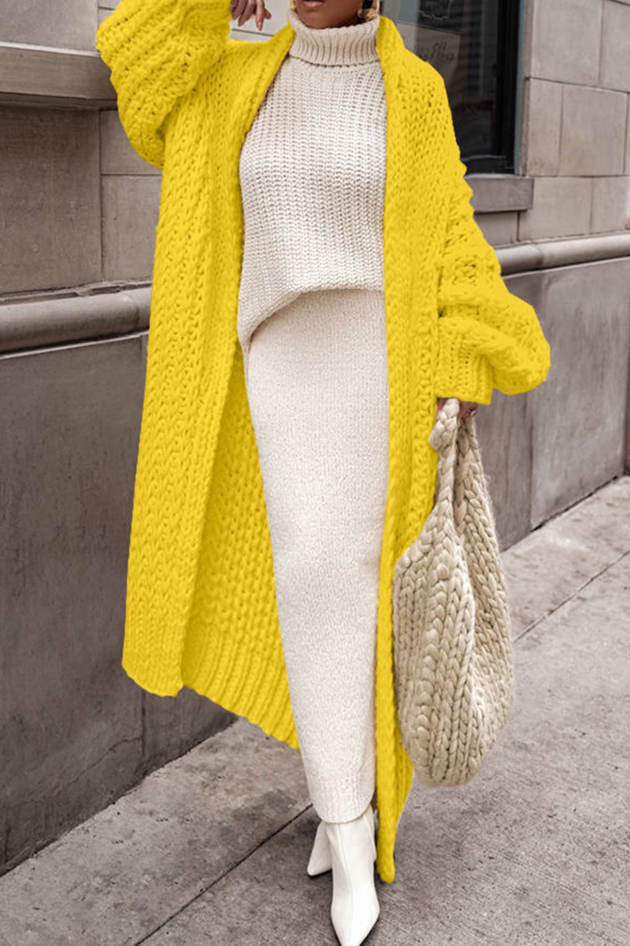 Lara | Openwork chunky knit cardigan