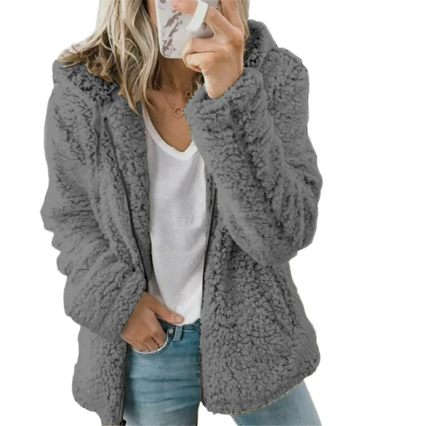 Concepcion | Modern and versatile winter garment