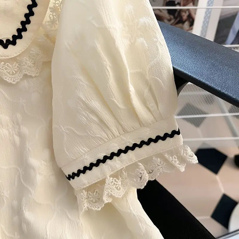 Kirstie® | Blouse With Peter Pan Collar And Puff Sleeves In French Style