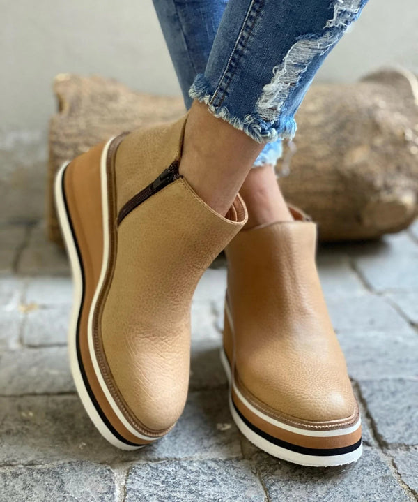 Courtney | Women's Elegant Wedge Boots