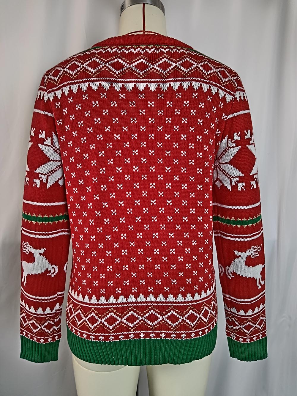 Edith | Ugly Christmas sweater with reindeer and snowflake print in contrasting color