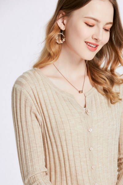 Fabiola | Layered ribbed cardigan with a crew neck