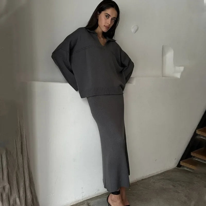 Ramona | Knitted set consisting of a loose sweater and long skirt