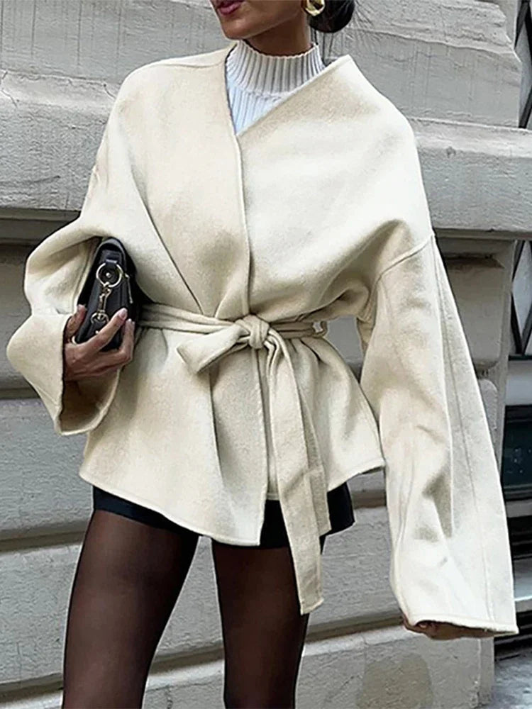Romina | Warm vintage short coat for women