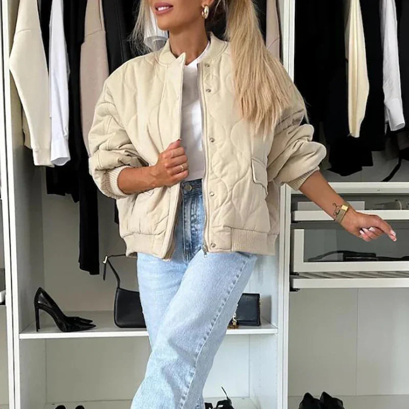 Carina | Versatile bomber jacket for women