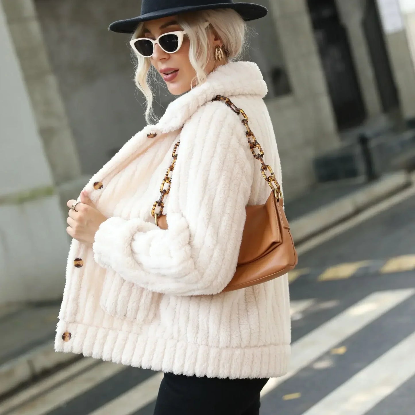 Elvira | Warm winter jacket for women with lapel collar