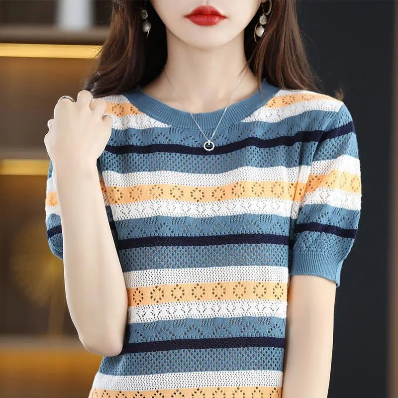 Yamila| Relaxed and stylish winter sweater