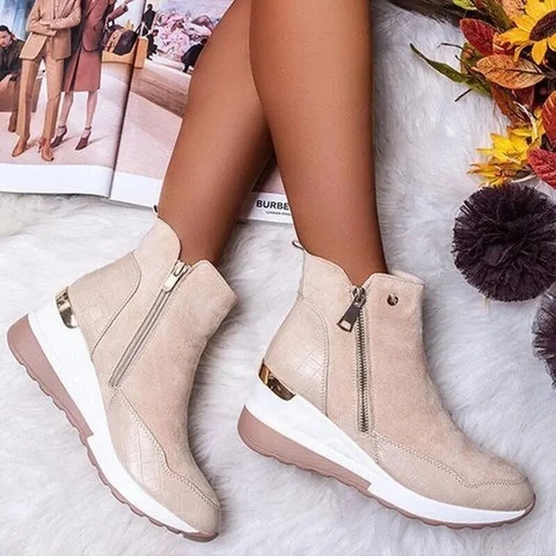 Rebecca | Women's ankle boots with a wedge heel and thick sole
