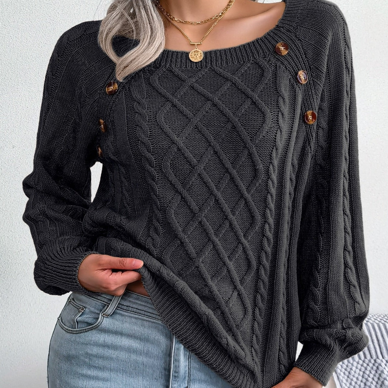 Ela | Elegant knitted sweater for women