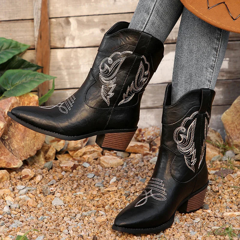 Noelia | Supportive, lightweight orthopedic boots