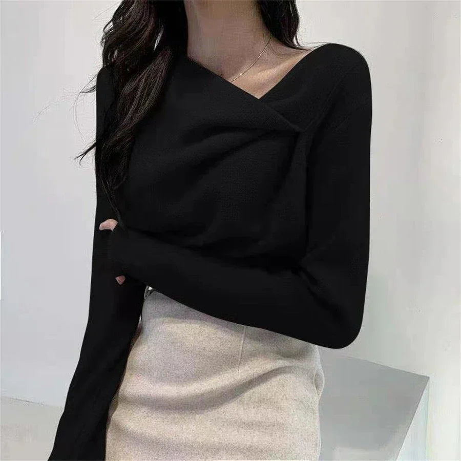 Lucie | Velvet sweater for women