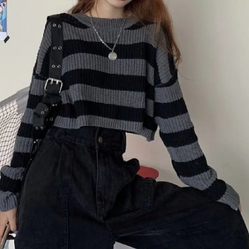 Lien® | Elegant striped sweater for women