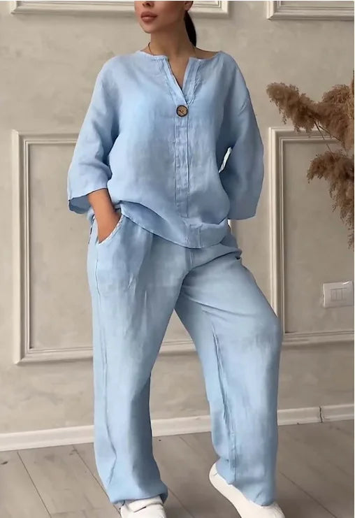 Soraya | Casual set - V-neck top and trousers