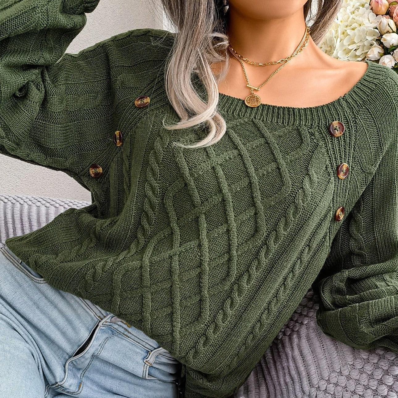 Ela | Elegant knitted sweater for women